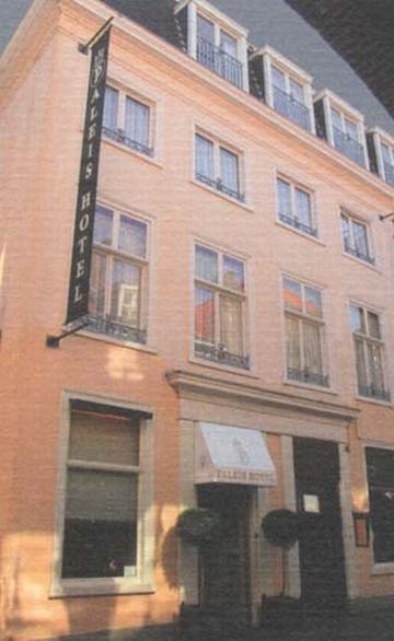 Paleis Hotel 4*