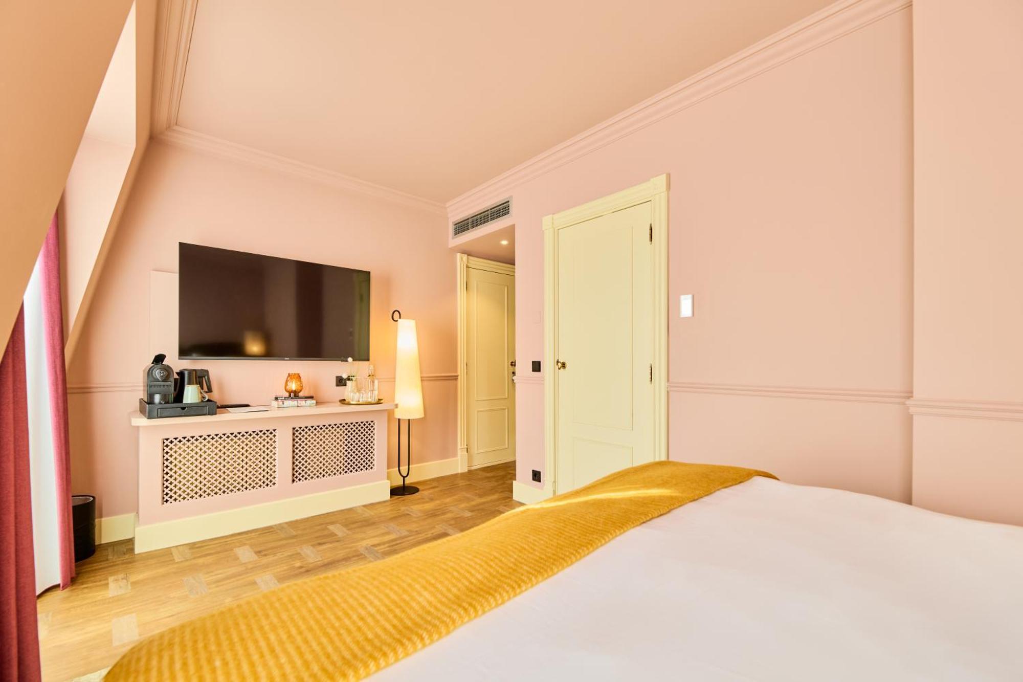 Paleis 4*